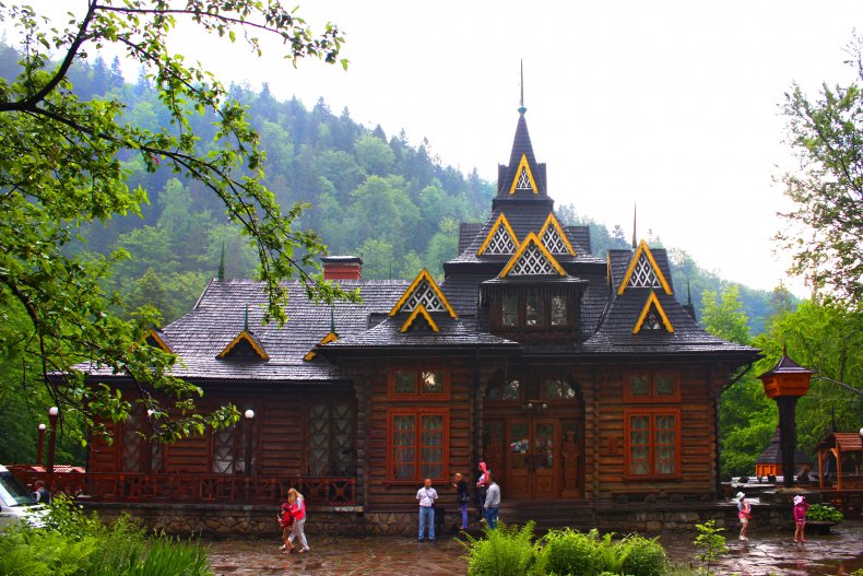 РЕСТОРАН-МУЗЕЙ «ГУЦУЛЬЩИНА»